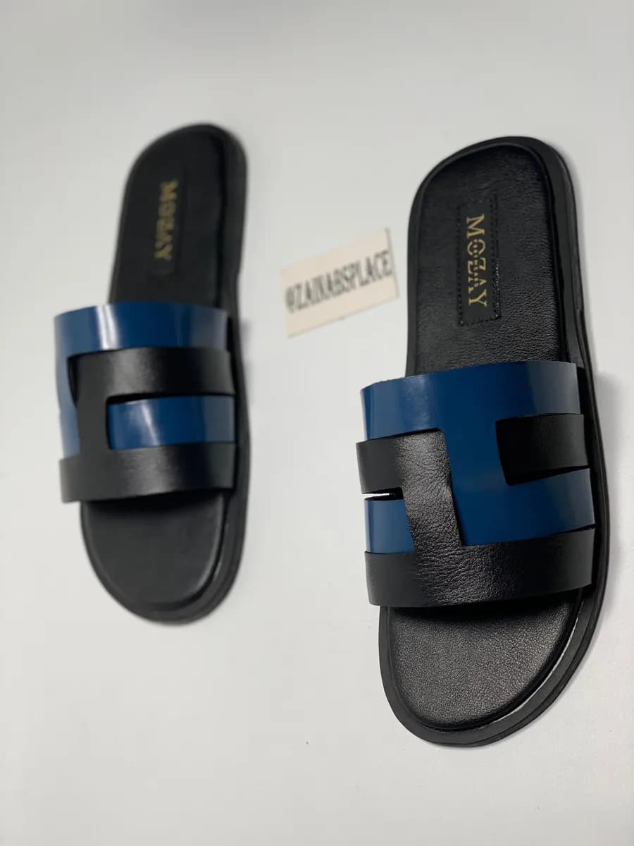 Calf skin leather mix in black and blue.